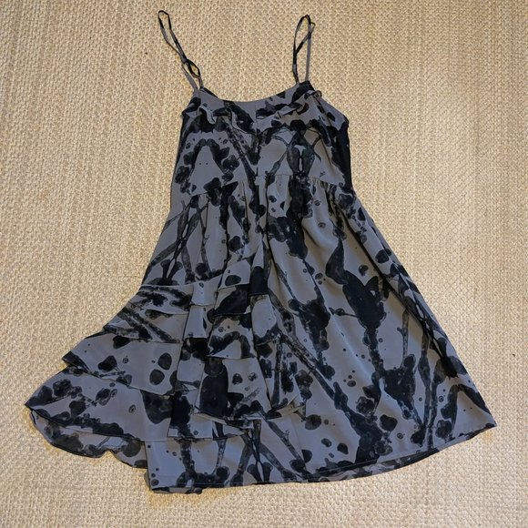 Urban Outfitters Kimchi Blue grey dress with black ink/watercolor pattern - Picture 2 of 12